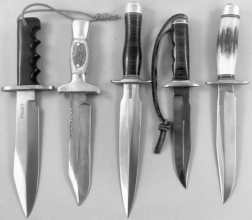 Hunting Knife With Wooden Handle, Military Tactical \ Knives \ Combat  Knives & Daggers , Army Navy Surplus - Tactical, Big  variety - Cheap prices