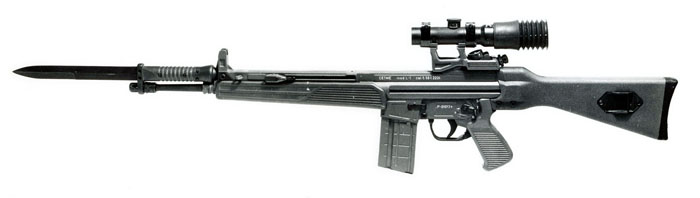 CETME MODELO L ASSAULT RIFLE - Small Arms Review
