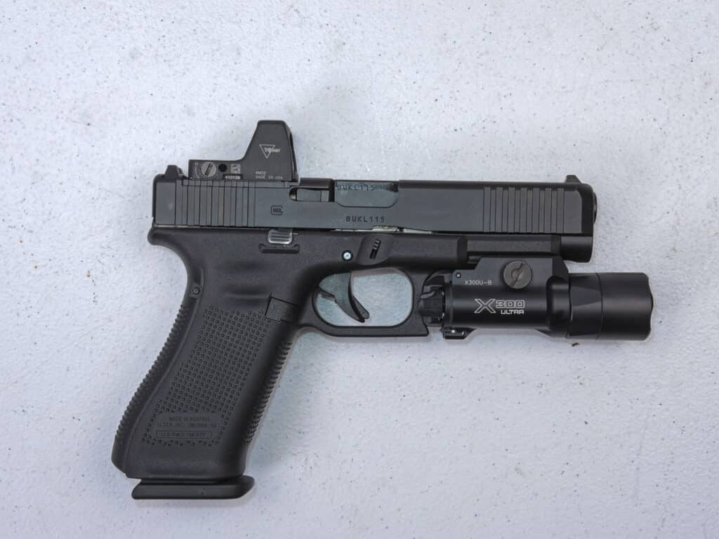 Glock 47: a new pistol clears customs!